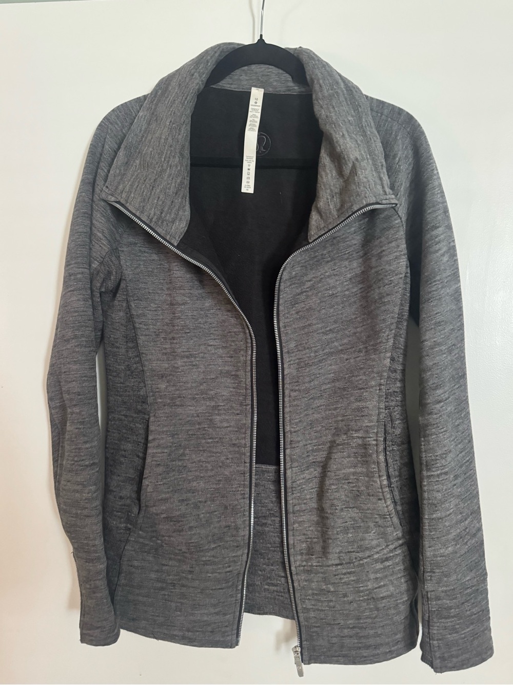 Lululemon Women’s Heather Grey Zip-Up Jacket
